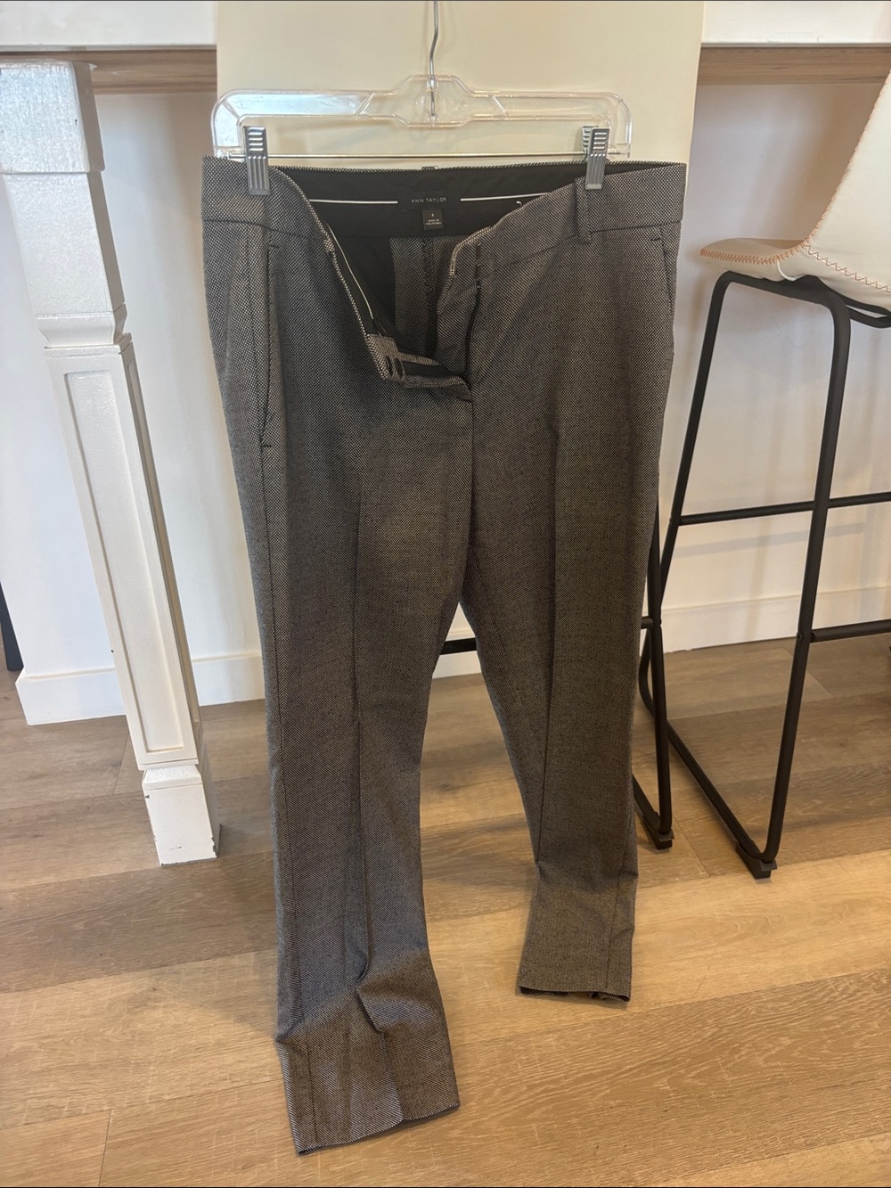 Ann Taylor Straight Leg Dress Pants in Charcoal